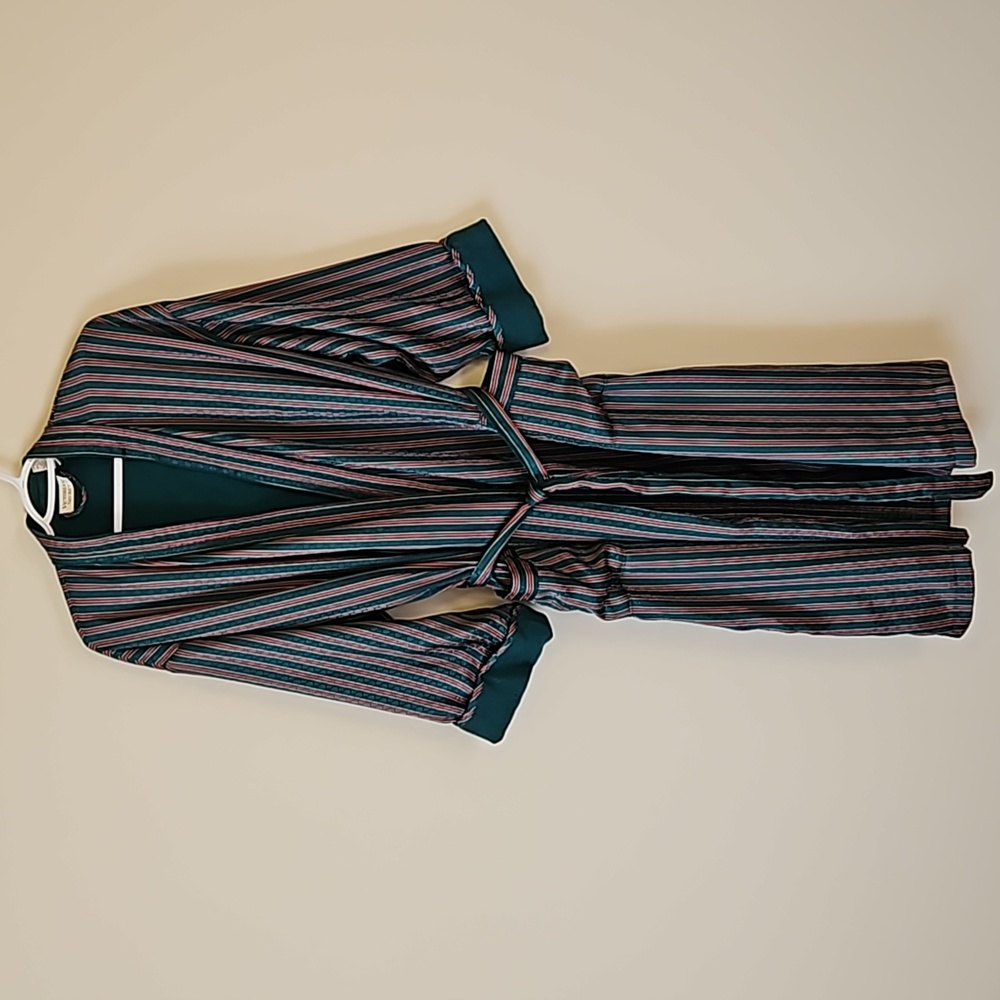 Victoria's Secret Green and Red Robe Intimates Sleepwear